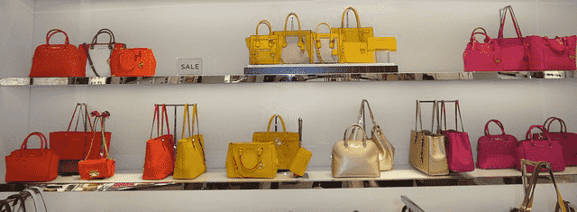 mempromosikan produk secara online