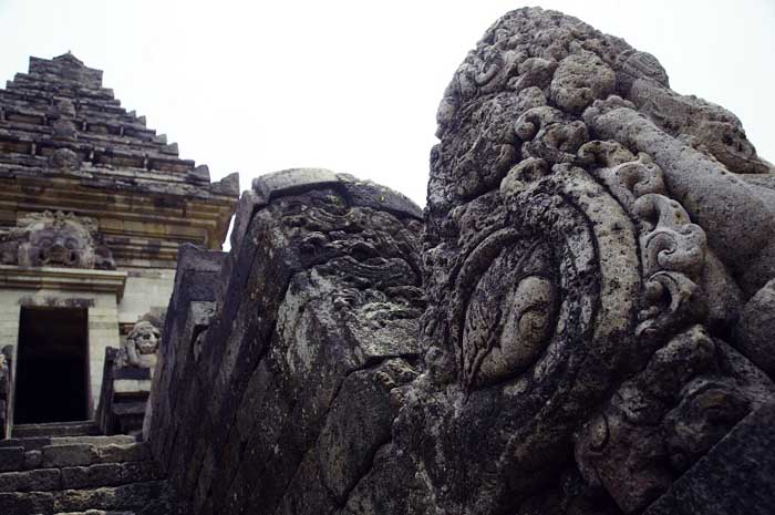 Berlibur di Candi Jawi