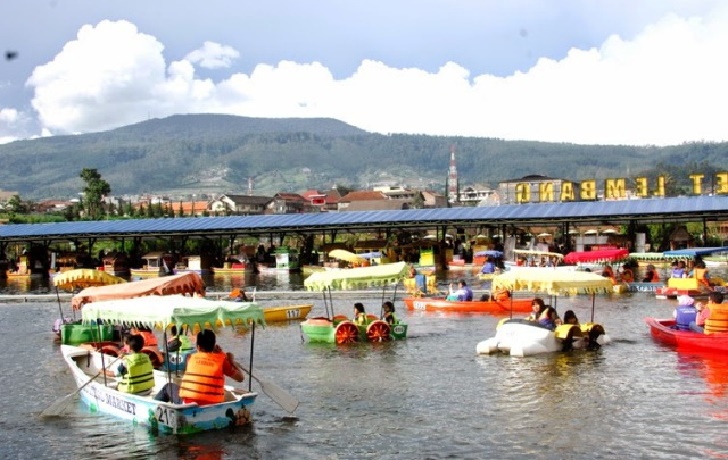  Floating Market