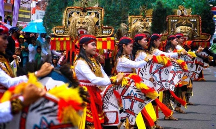 5 Festival Budaya Indonesia  yang Mendunia Anda Harus 