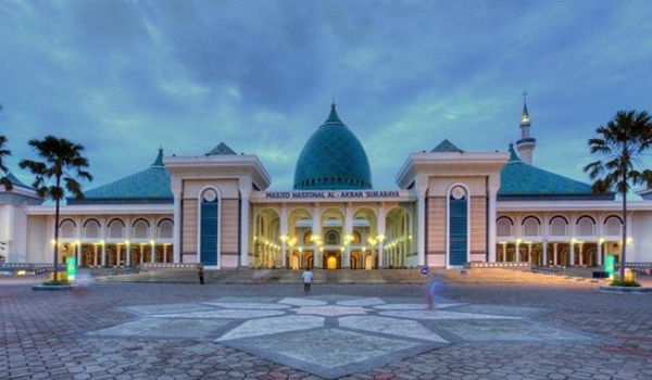 Masjid Al-Akbar