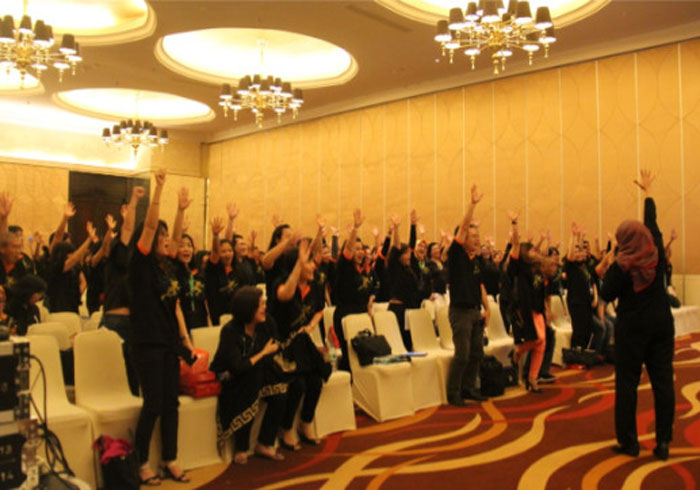 Training leadership Indonesia