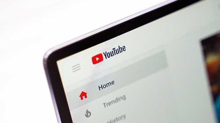 melihat trending youtube