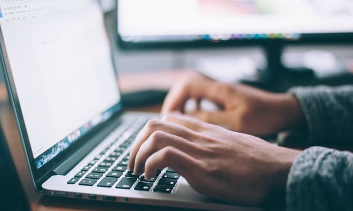 mengakses internet aman