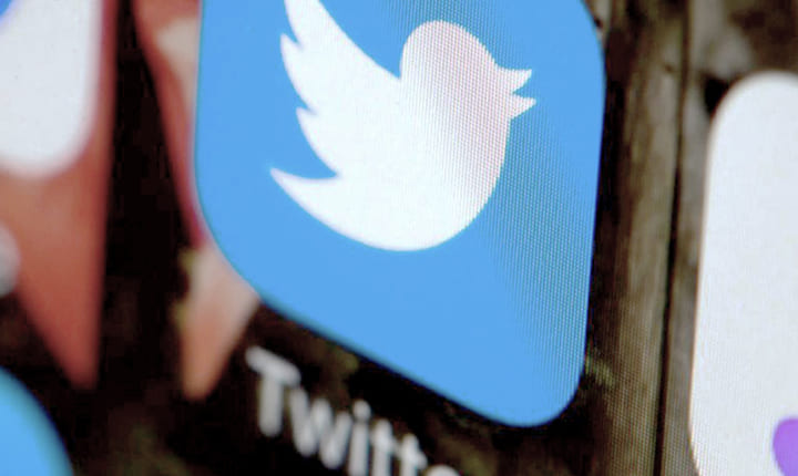 menghapus akun twitter