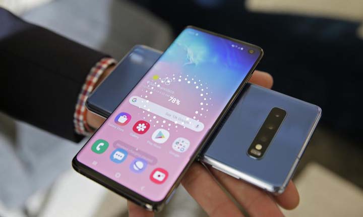 Smartphone dengan Fitur Reverse Charging