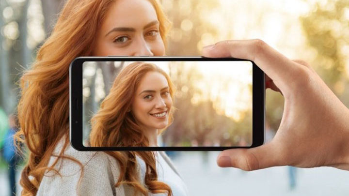 Harga dan Spesifikasi Sharp AQUOS V