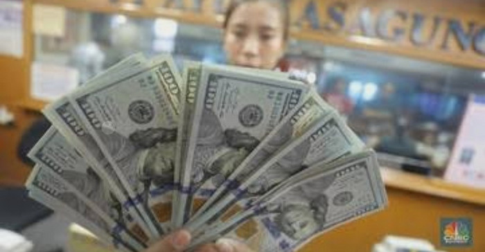 Siapkan Uang Untuk Pertama Kali Traveling