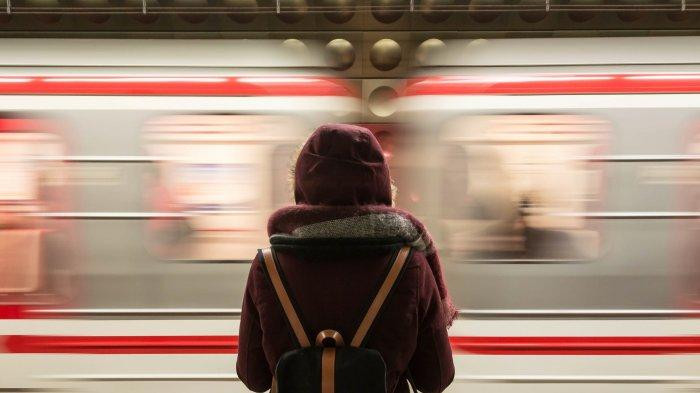 Tidak Membawa Jaket Saat Naik Kereta Api