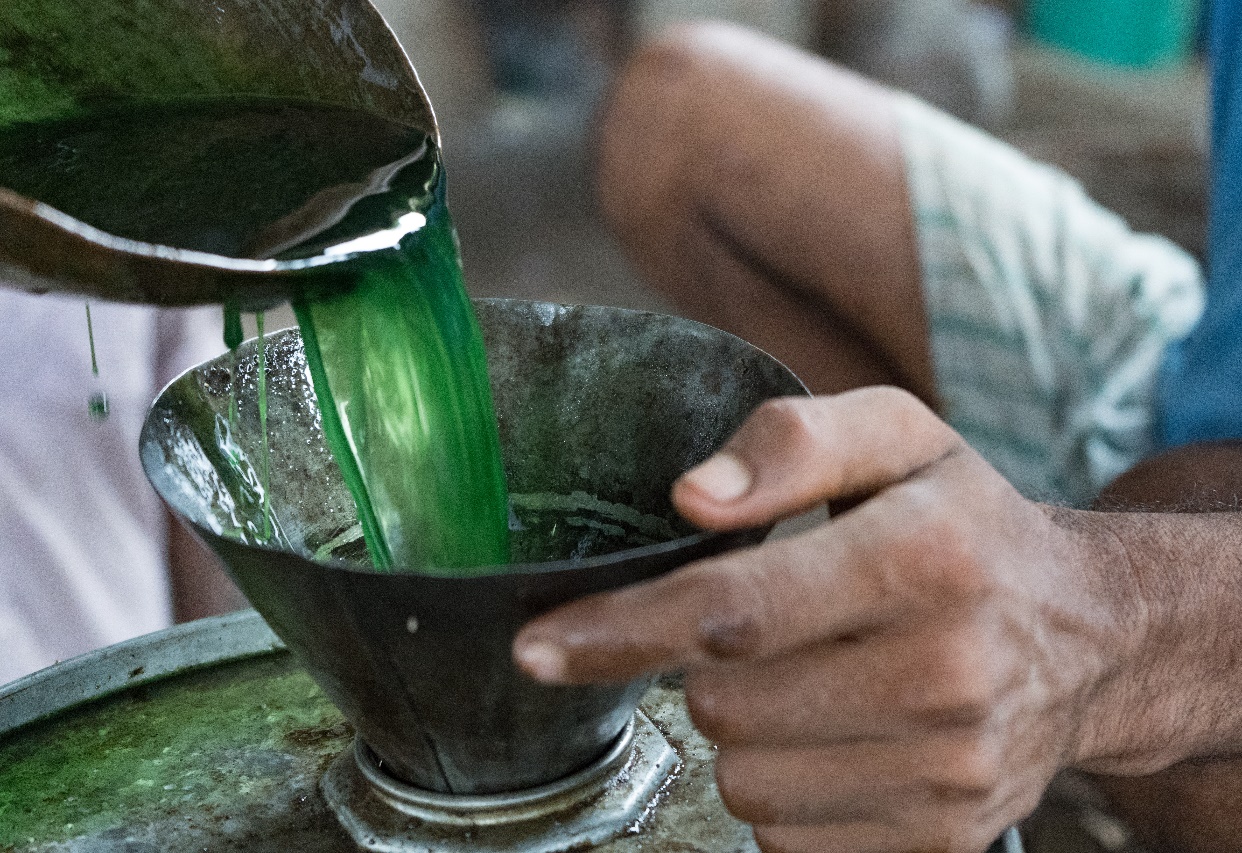 Vetiver Essential Oil